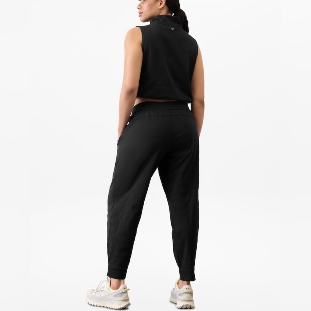 Trekkie Relaxed Mid Rise Black Joggers. Size Large Tall